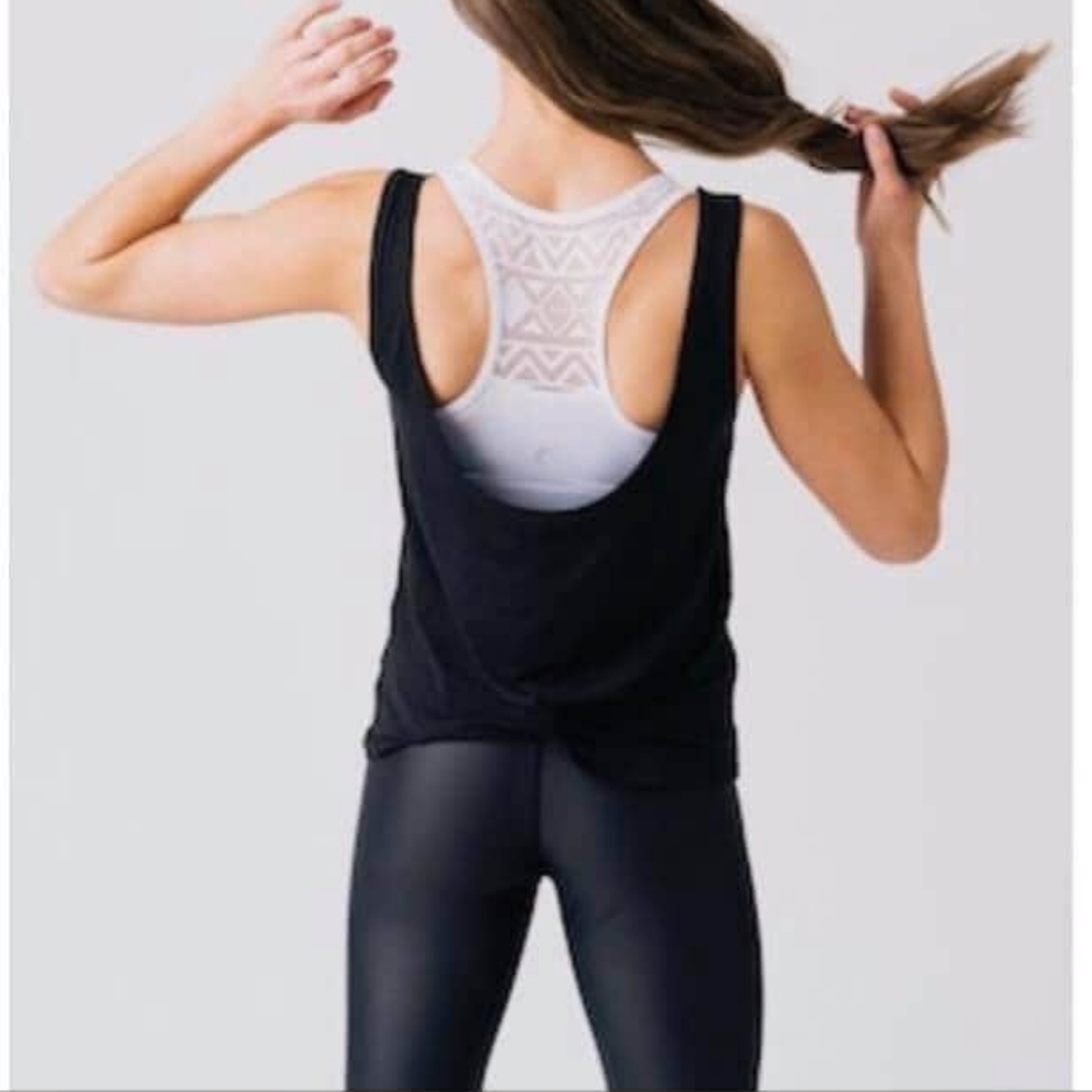 Zyia black swirl tank